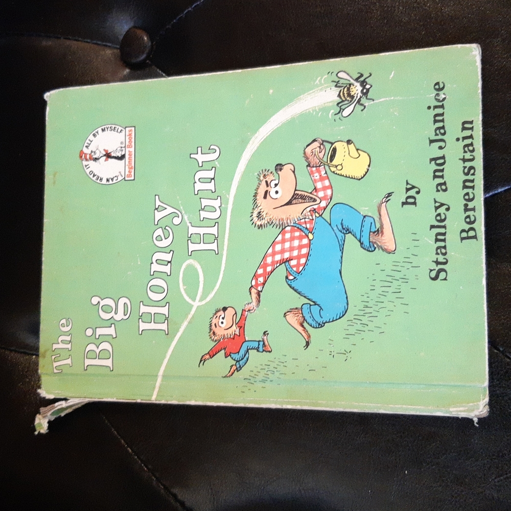 1962 The Big Honey Hunt by Stanley & Janice Berenstain Bears